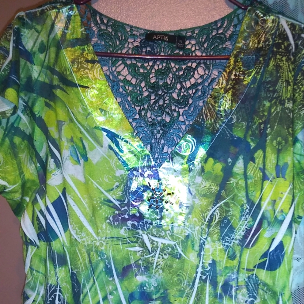 Women's APT.9 Apperal XL Cool Fabric Very Sleek design In Blue ,Green ,